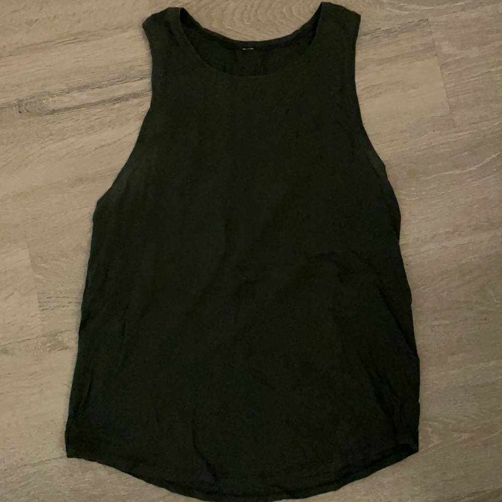 Lululemon tank